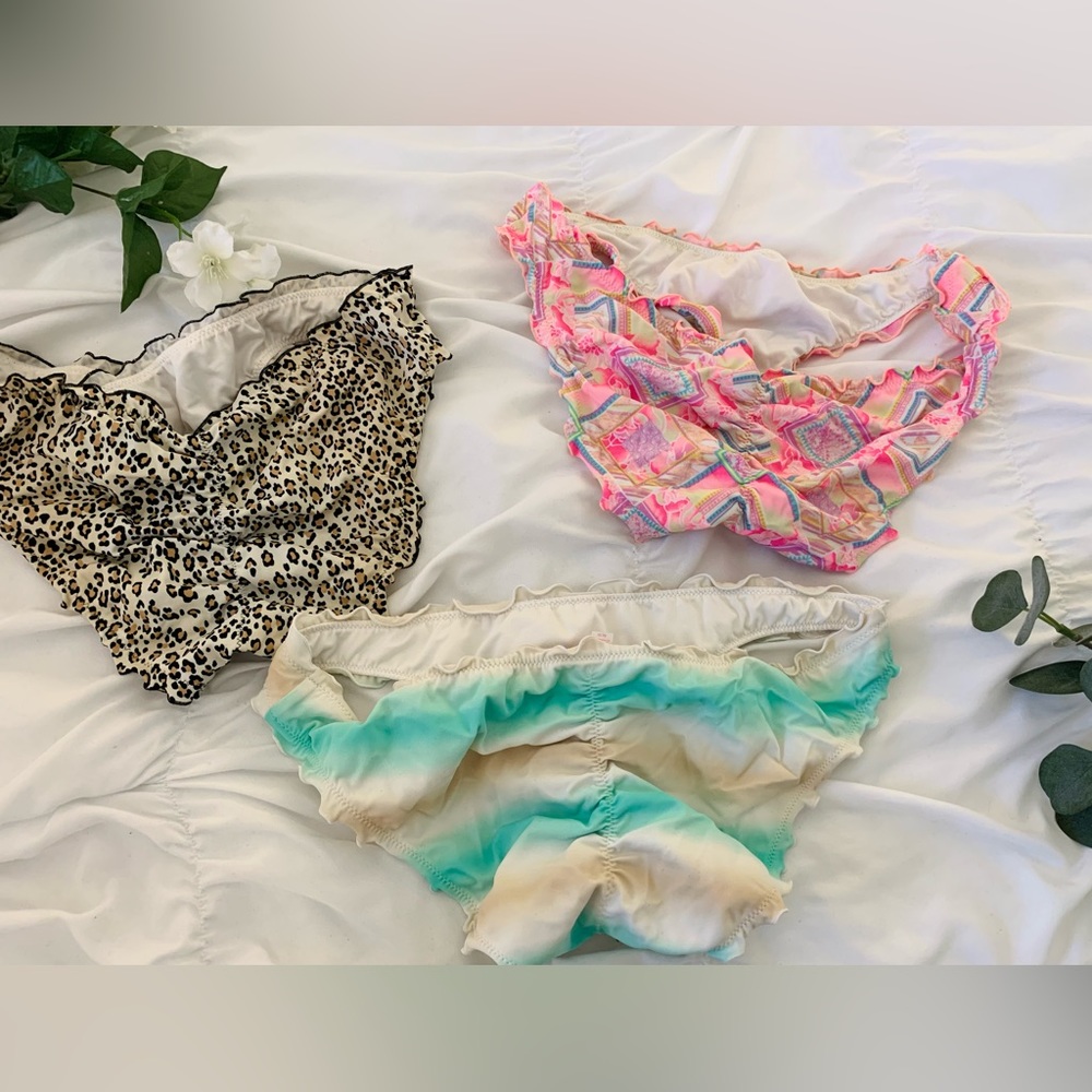 Victoria Secret Ruched Bikini Bottom Bundle - Picture 2 of 9